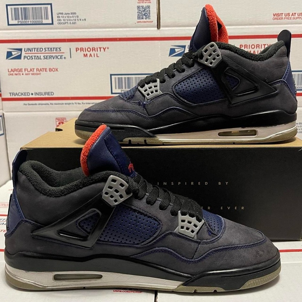 Nike Air Jordan 4 Retro Winter "Loyal Blue" 2019
Sneakers shoes streetwear hype - Picture 7 of 8